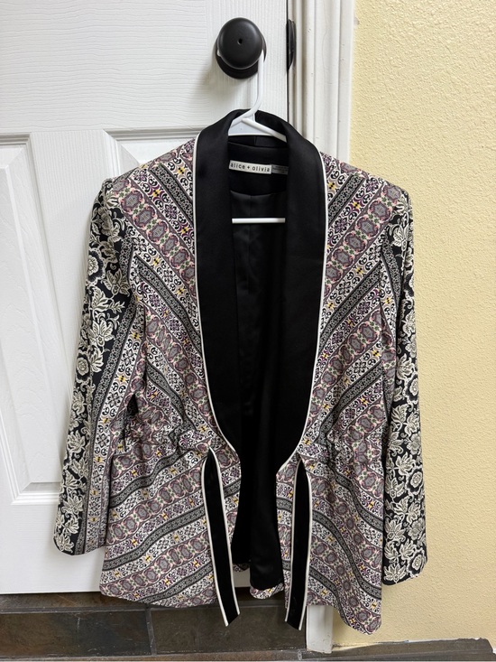 Alice + Olivia Jackets & Blazers - Alice + Olivia Black Shawl-Collar Printed Blazer with Pink Accents
